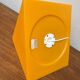 Lampe de sol ou de table en forme de prisme orange postmoderne de Heico, années 1980.