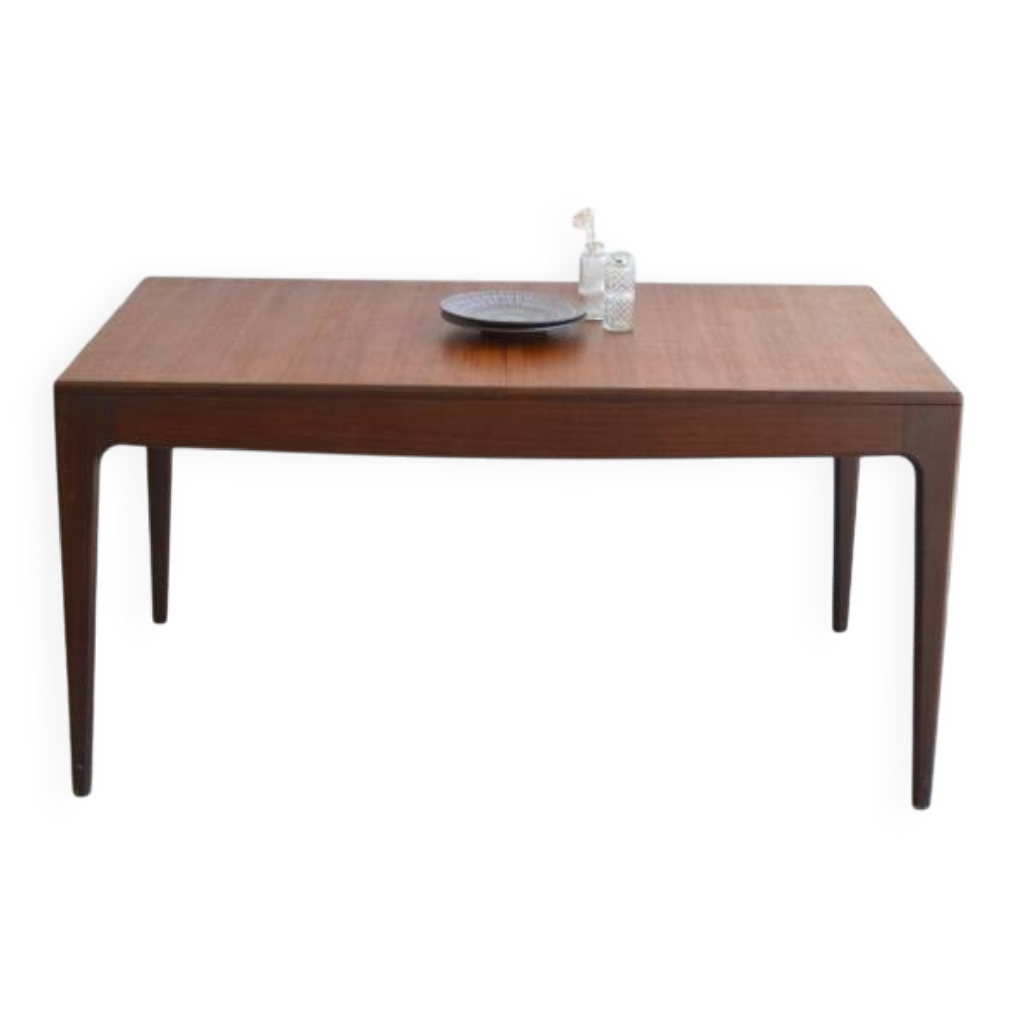 Modernist dining table by Younger 142 cm