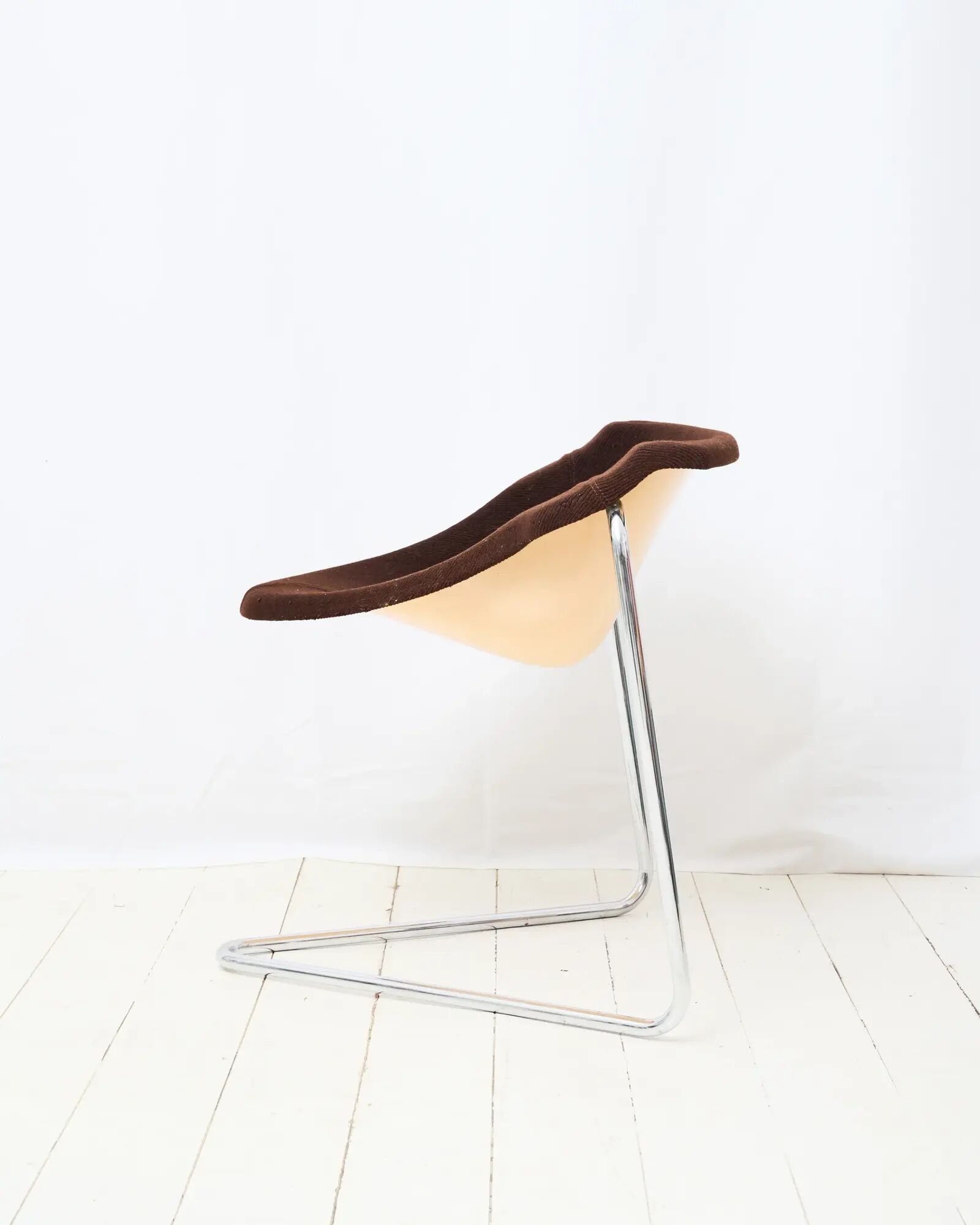 Chair "Pussycat" (1 of 2), Steiner, Kwok Hoi Chan, 1969