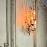 Gilded metal wall lamp with foliage, France circa 1950