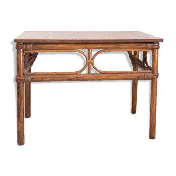 Table d'appoint en rotin
