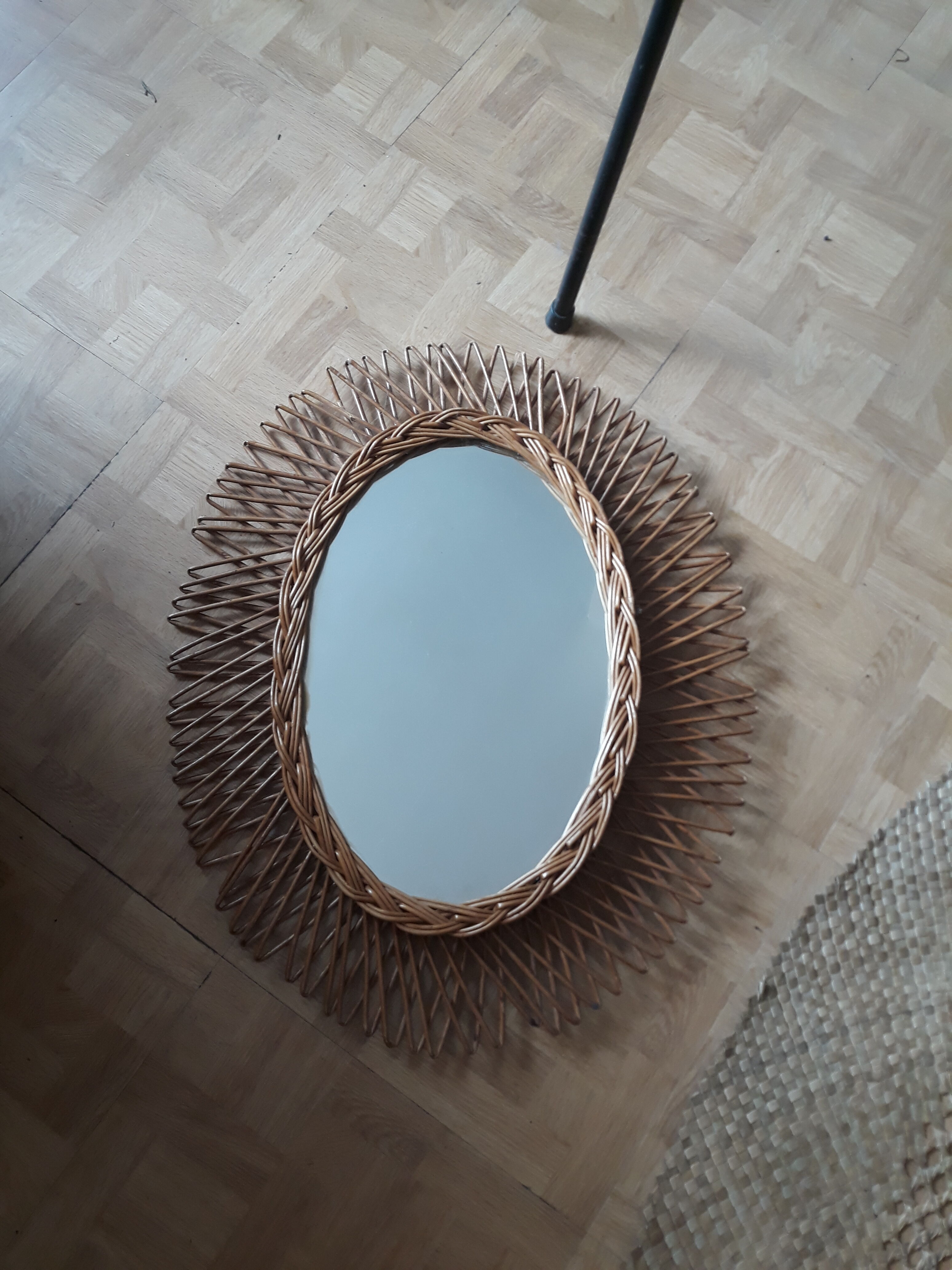 Vintage rattan mirror 45x55cm
