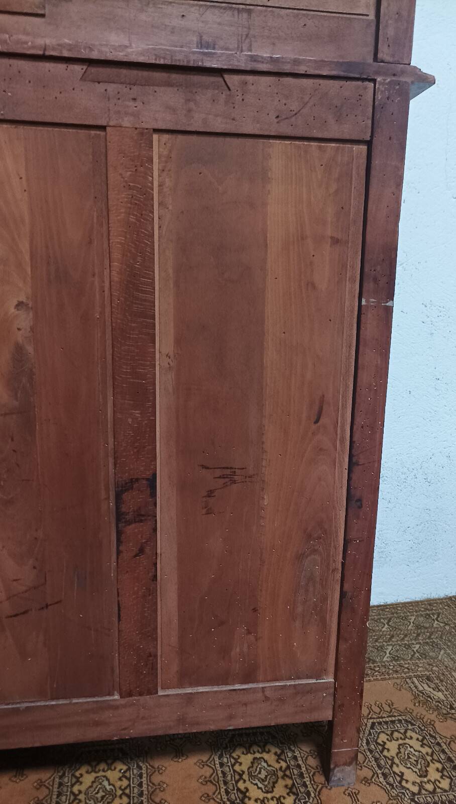 Art Nouveau Art Deco buffet in blonde walnut