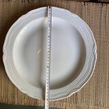Large flat dish in fine porcelain from Limoges de Bernardaud 30 cm in diameter