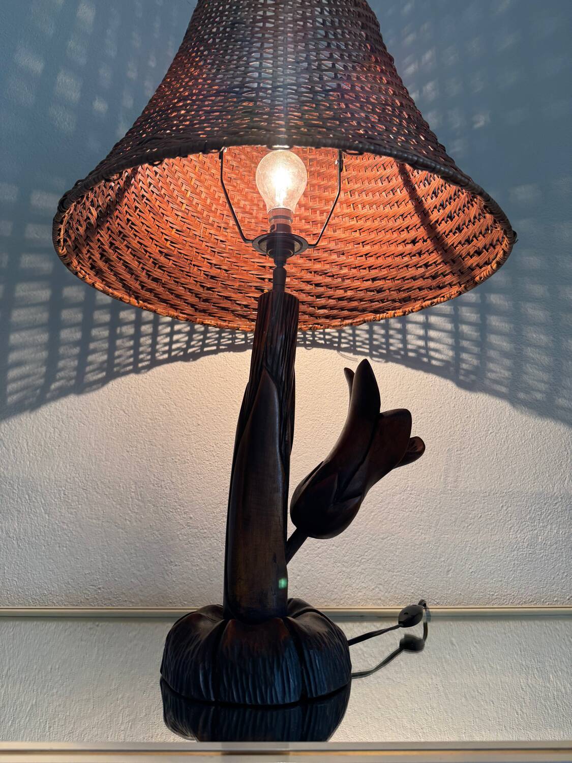 Floral carved wood lamp from the 60s