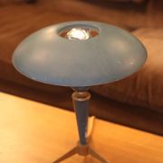 Lampe de table « Bijou » dessinée par Louis Kalff pour Philips