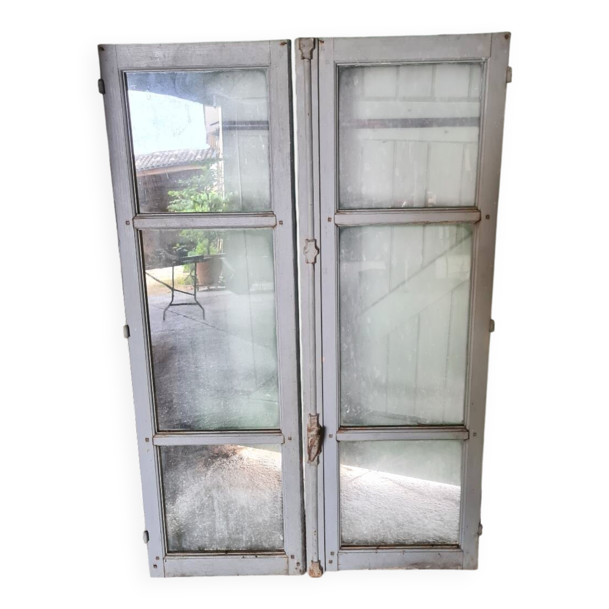 Fenêtres dauphinoises anciennes