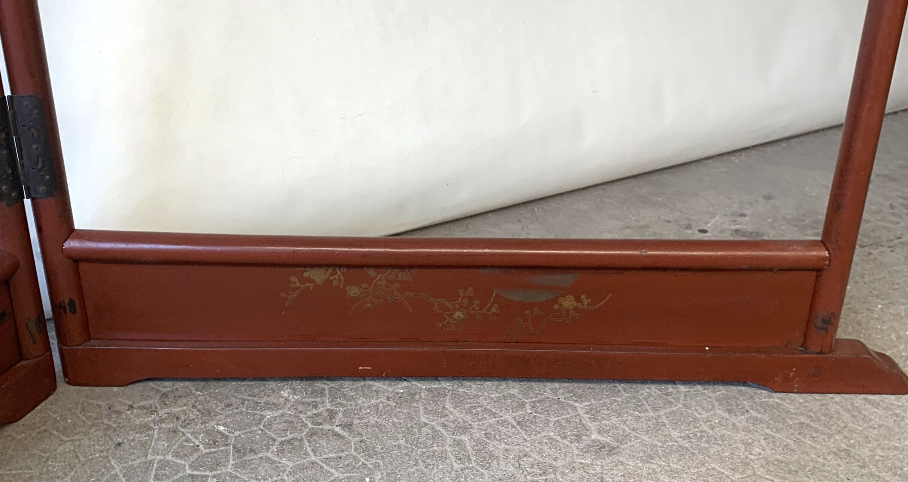 Japanese lacquered clothing holder