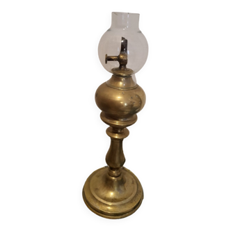 Oil lamp