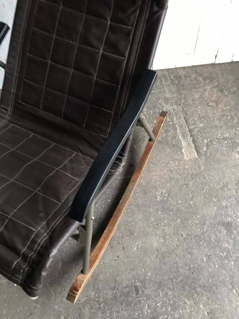Mid-Century Japanese rocking chair in black leather, metal, and wood by Takeshi Nii (1950s)