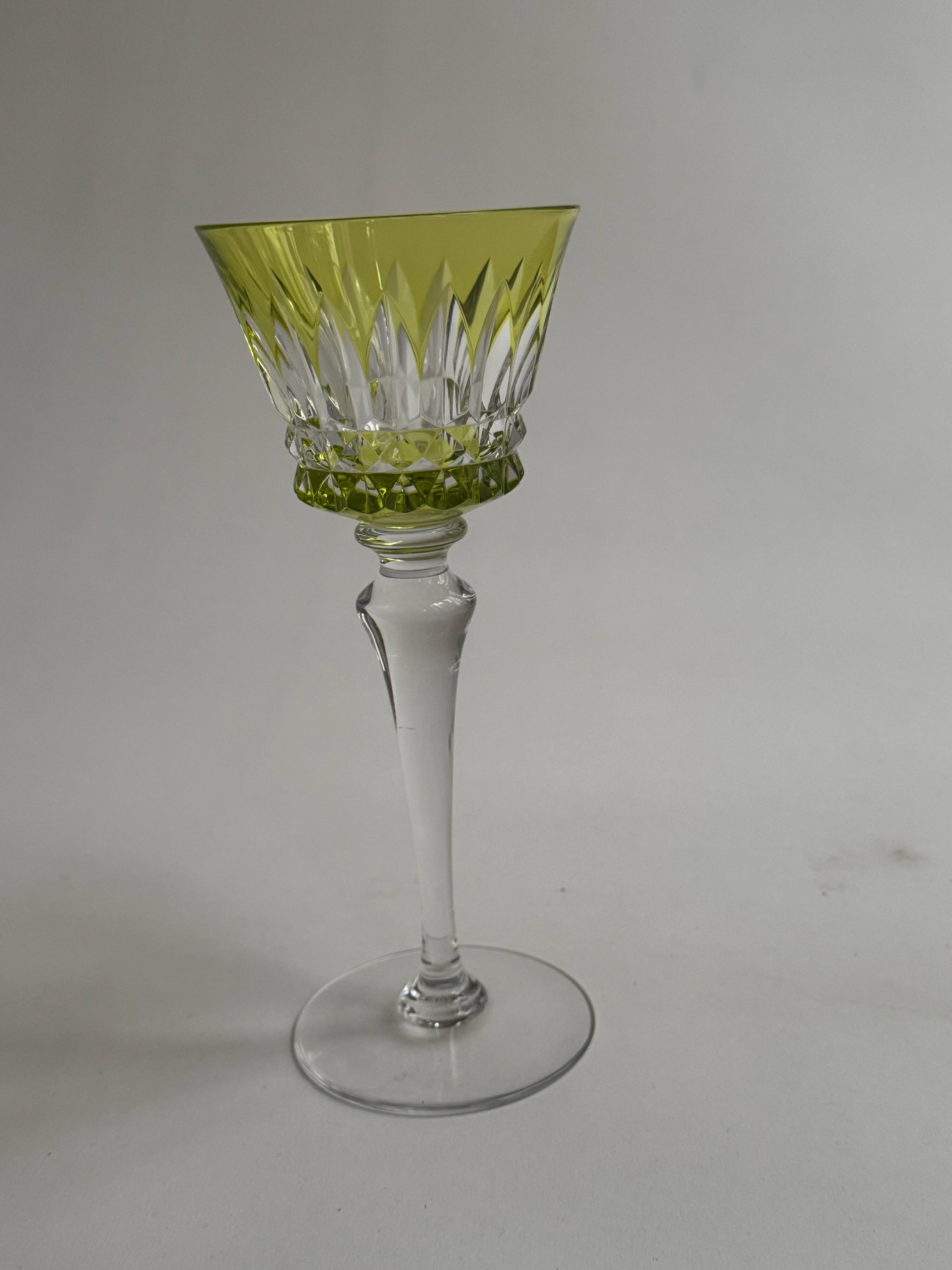 10 Rhine glasses in Baccarat crystal, Piccadilly model.