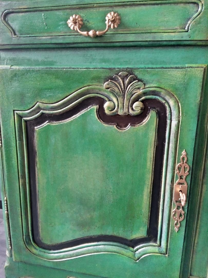 Buffet style Louis XV green and golden cerusé.