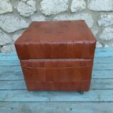 Pouf leather chest