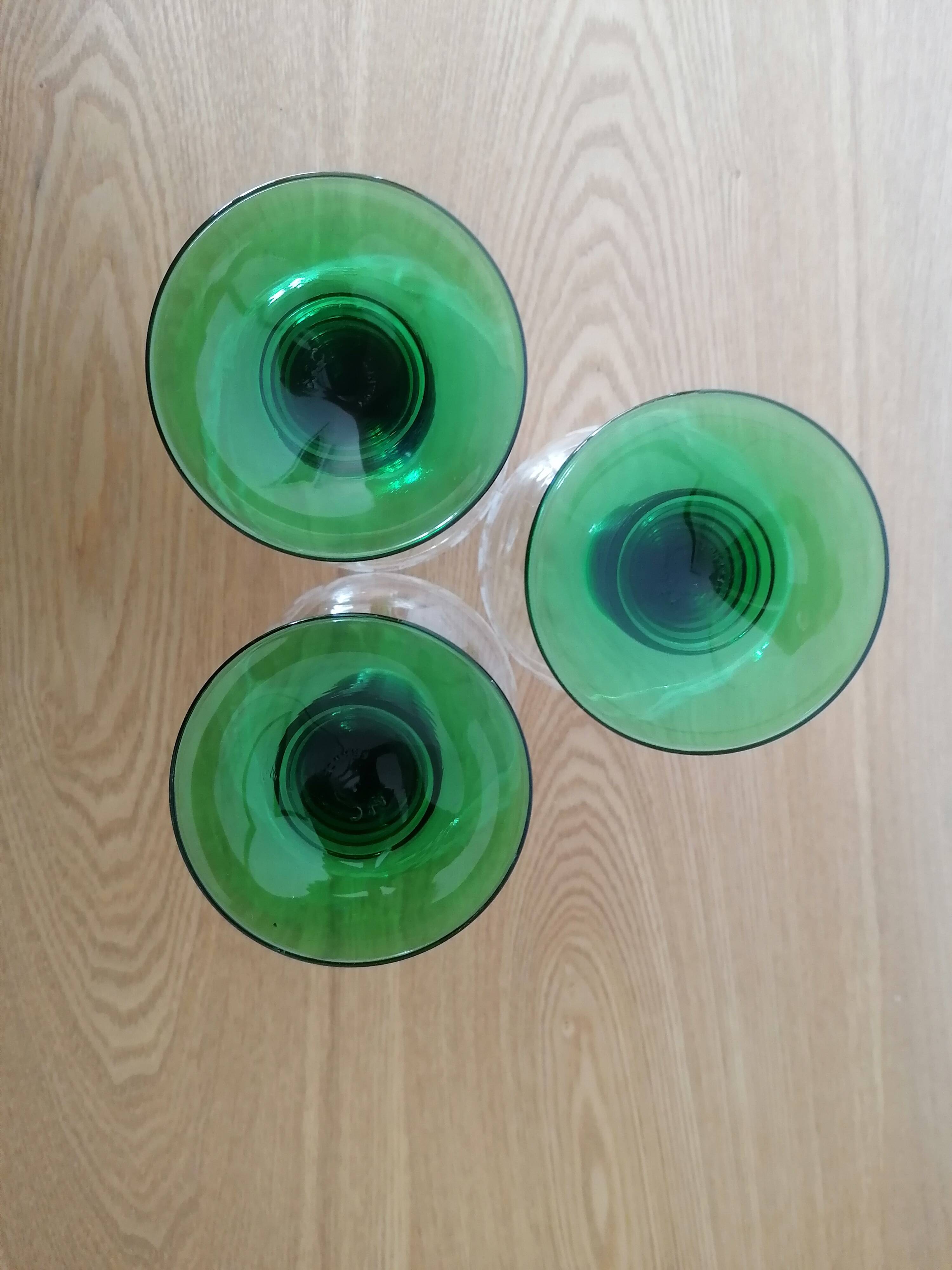 3 twisted green stemmed glasses for Alsace wine, 20 cl