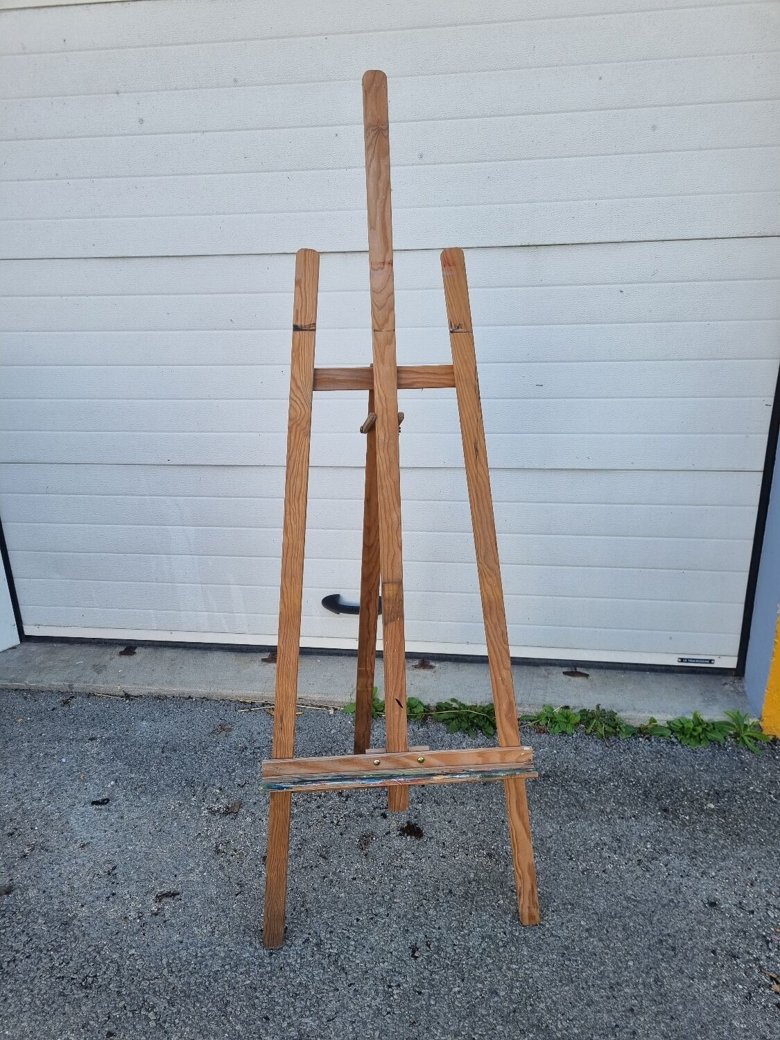 Painting easel