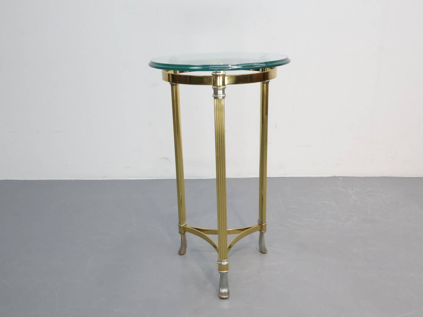 Vintage bijzettafel in de stijl van La Barge