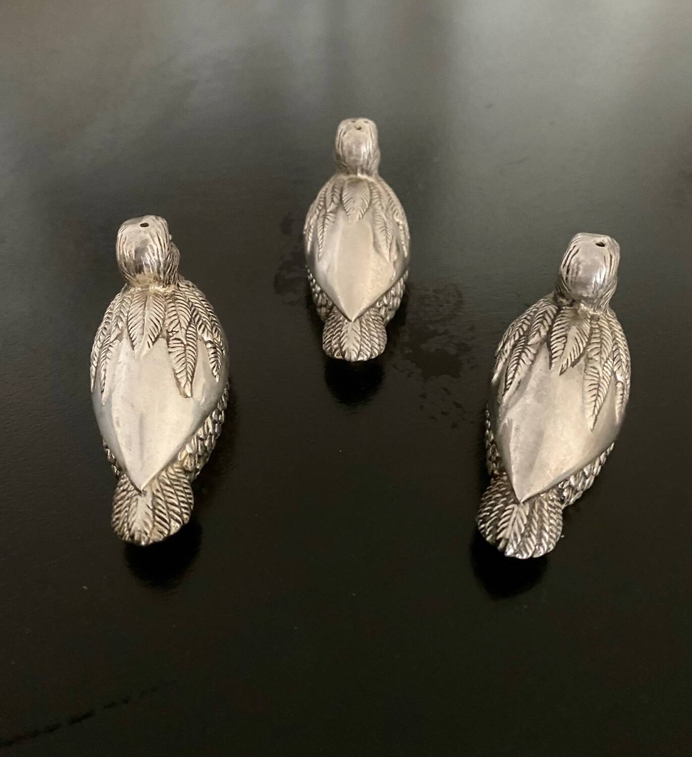 2 pepper shakers, 1 Silea salt shaker, duck shape