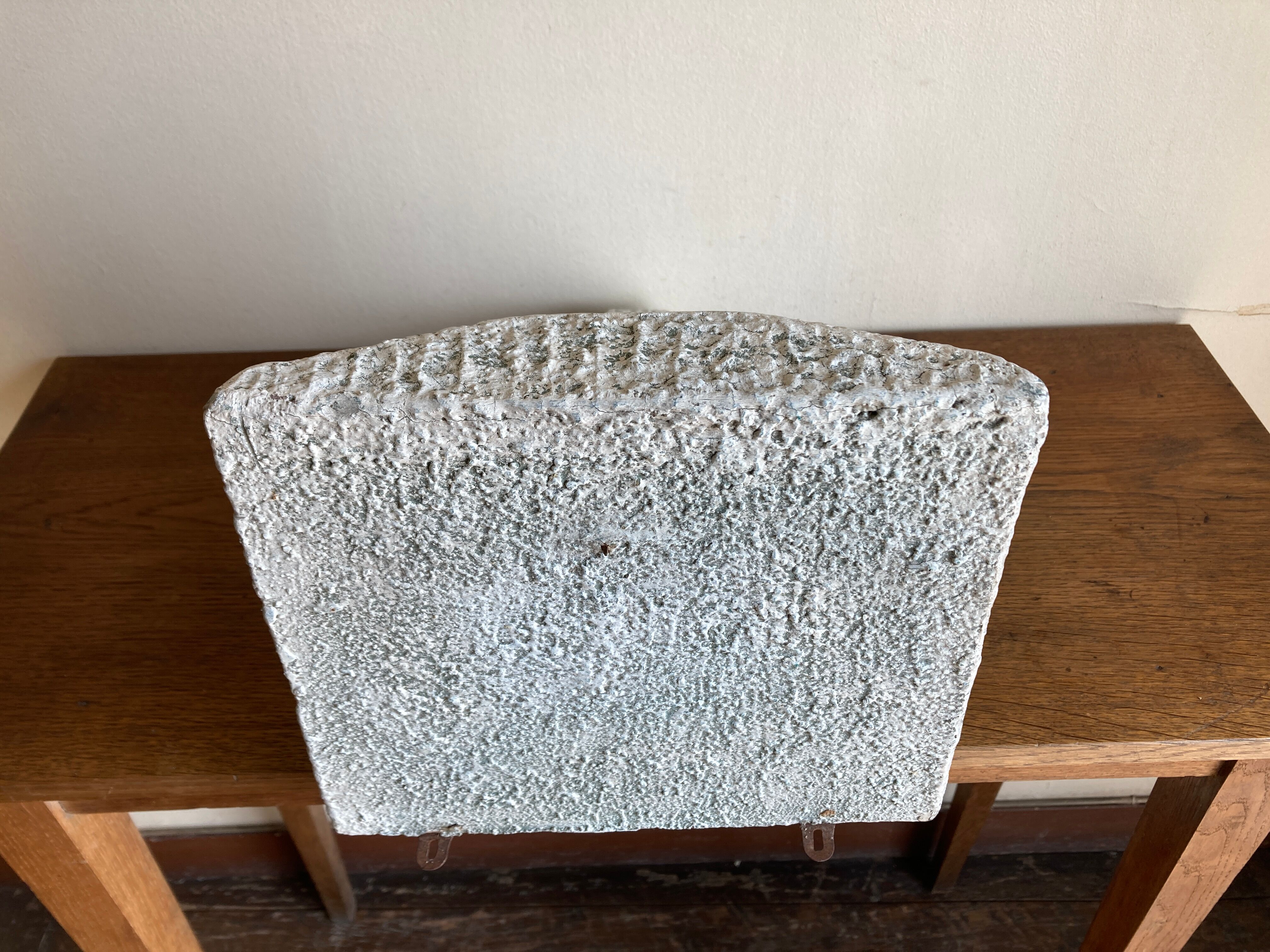 Console murale brutaliste en bois peint 1970