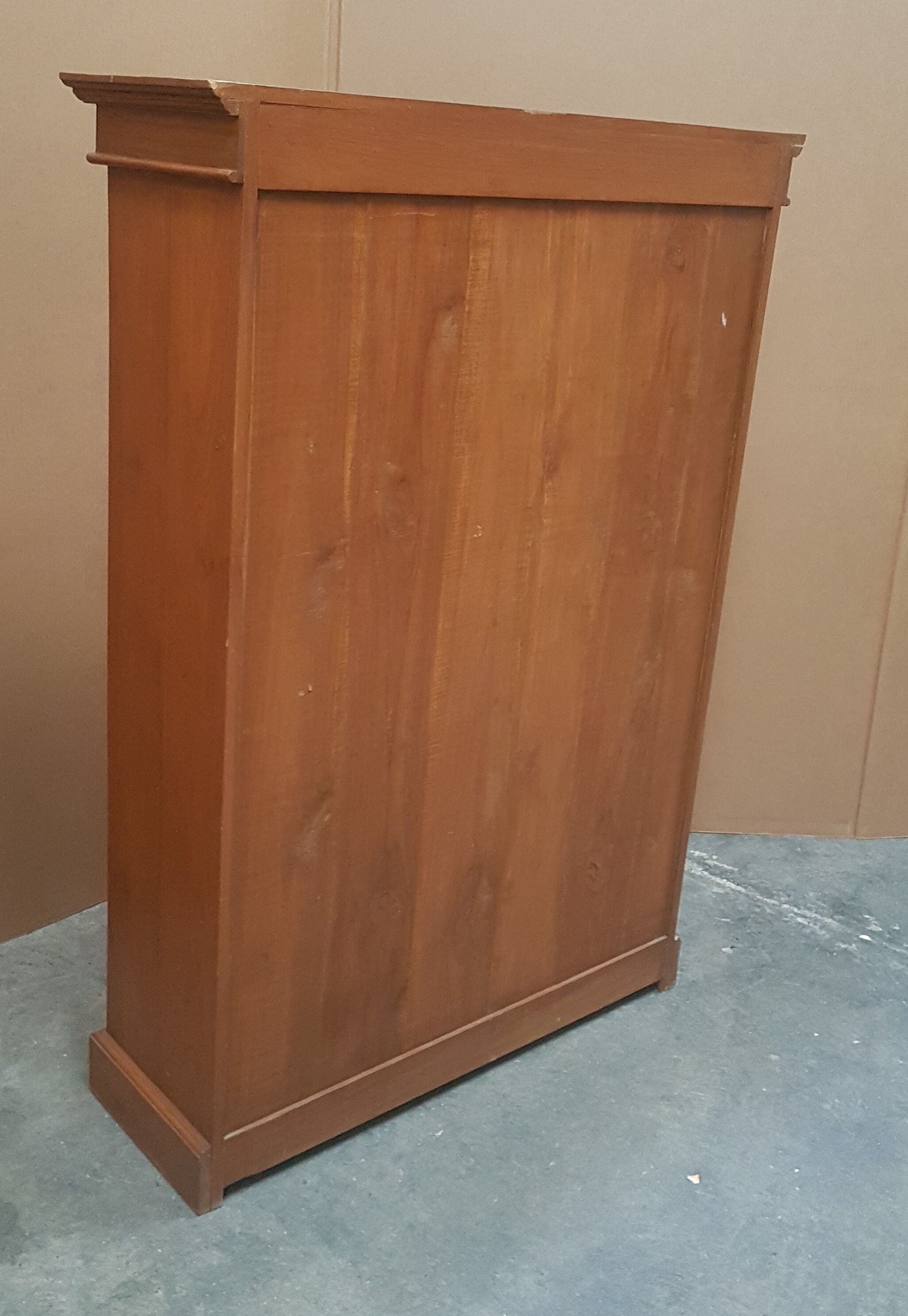 Storage furniture 4 niches