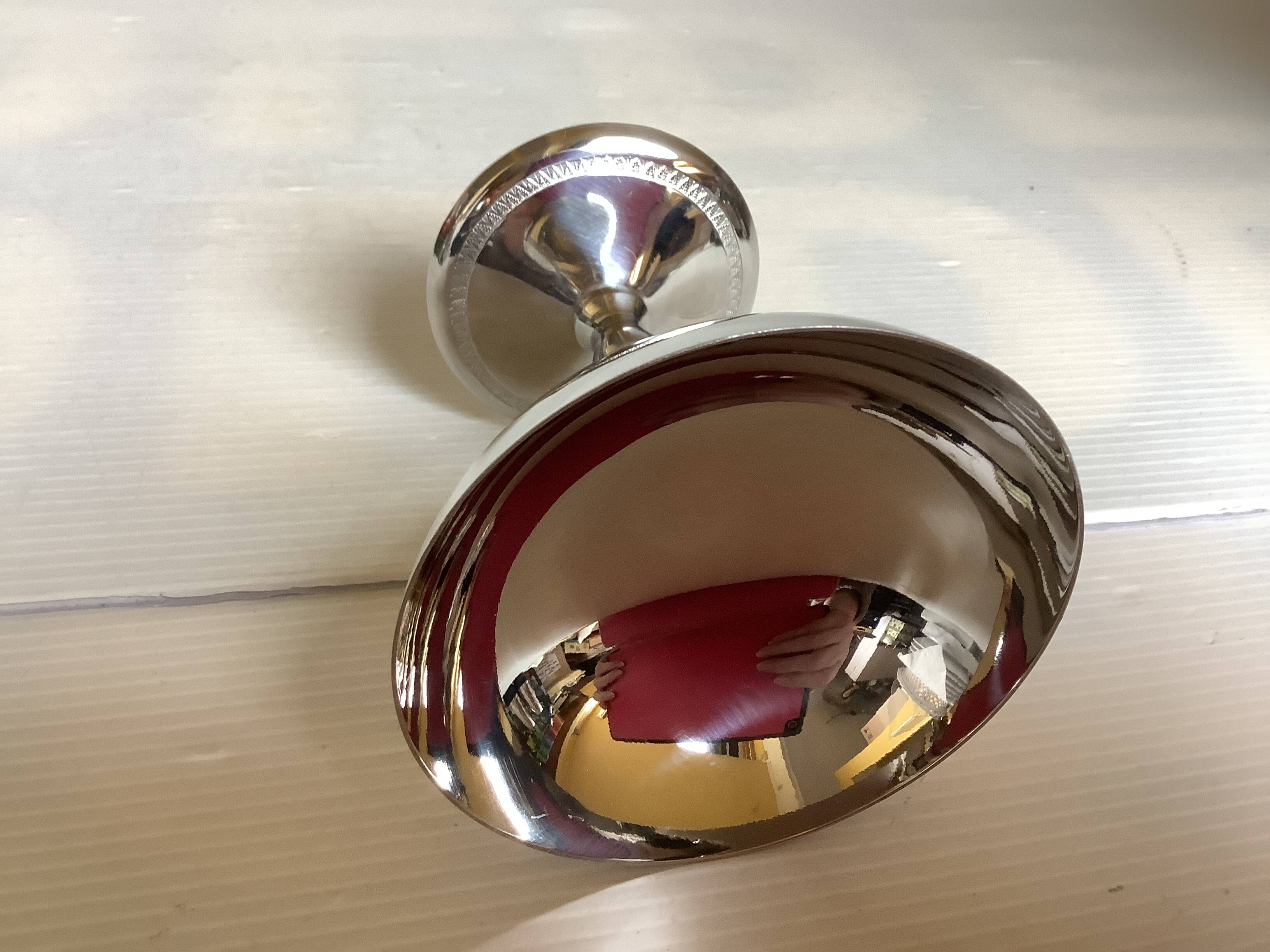 6 footed bowls with silver frieze in metal for ice.