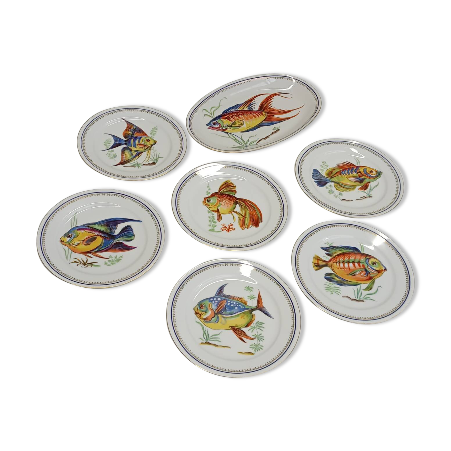 Fish porcelain service