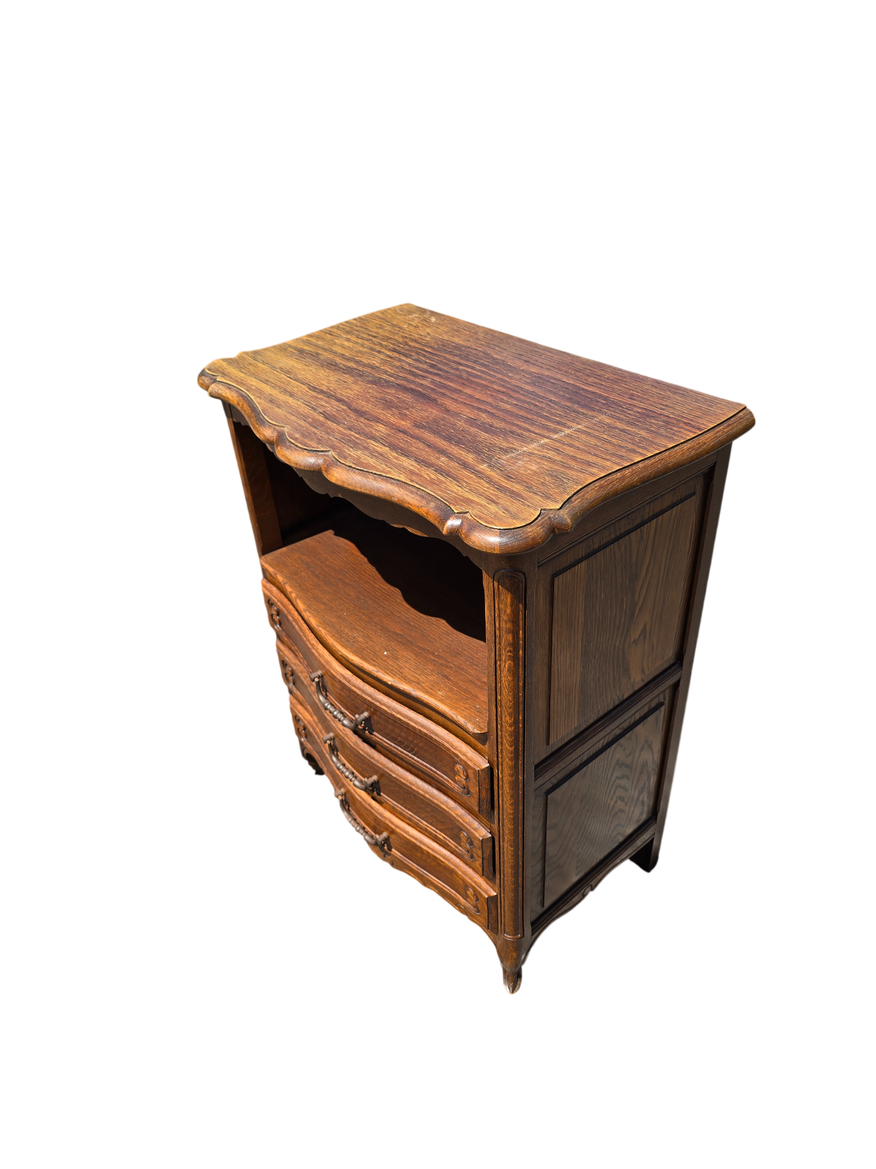 Small Louis XV bedside table in oak – niche and 3 drawers