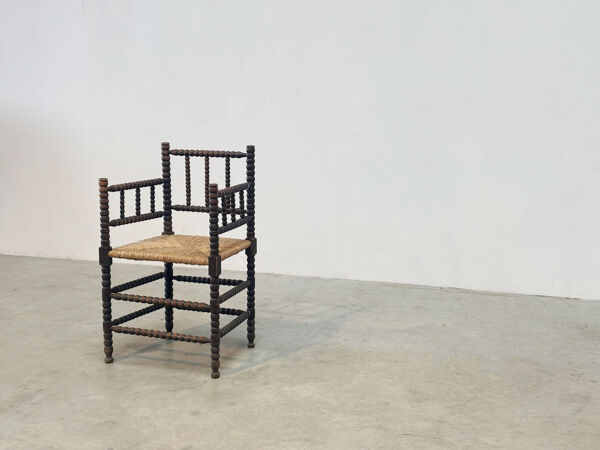 Fauteuil à bobine des années 1930 à dossier bas