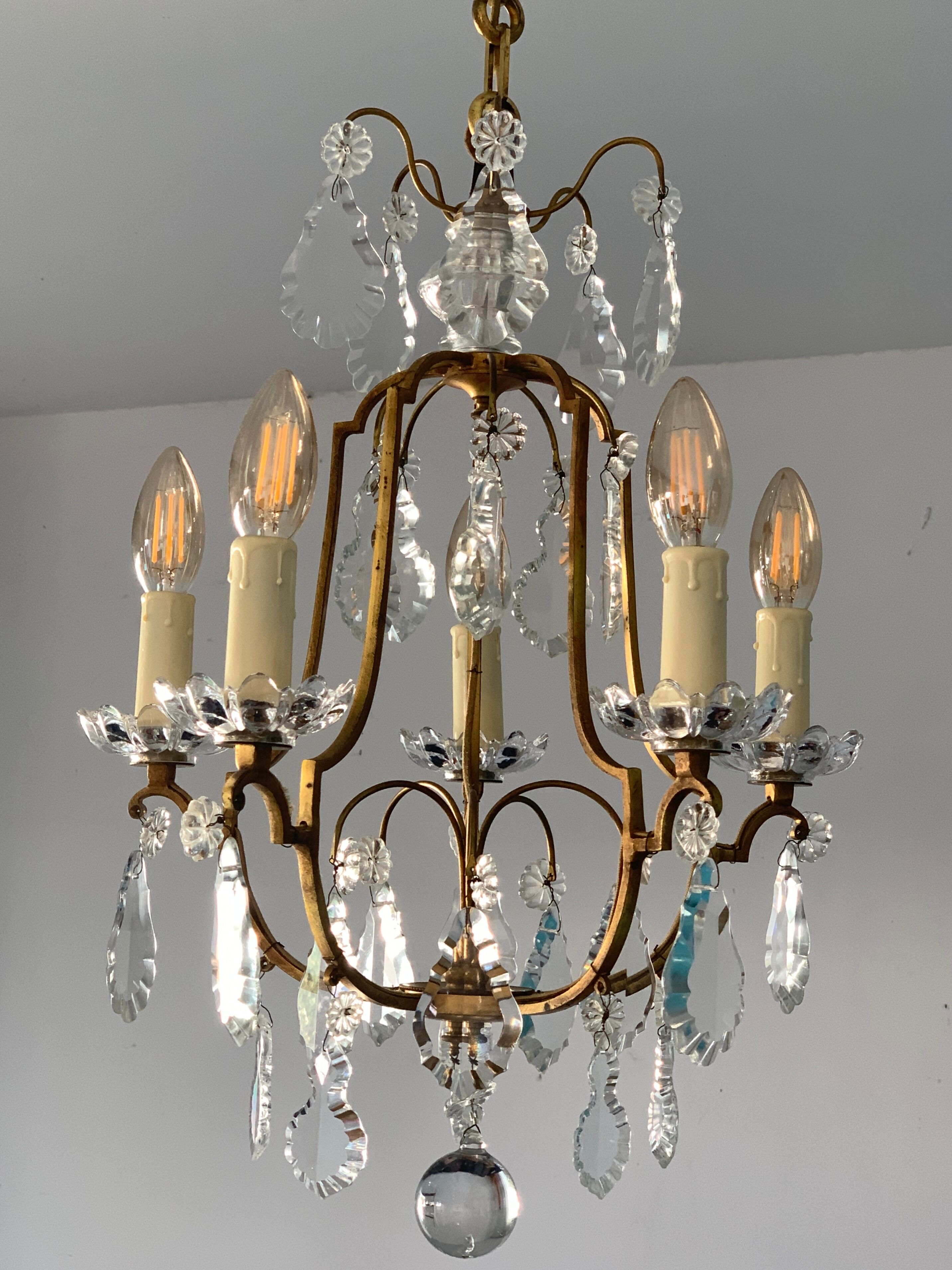 Lustre pampilles en cristal style Louis XVI, XXème