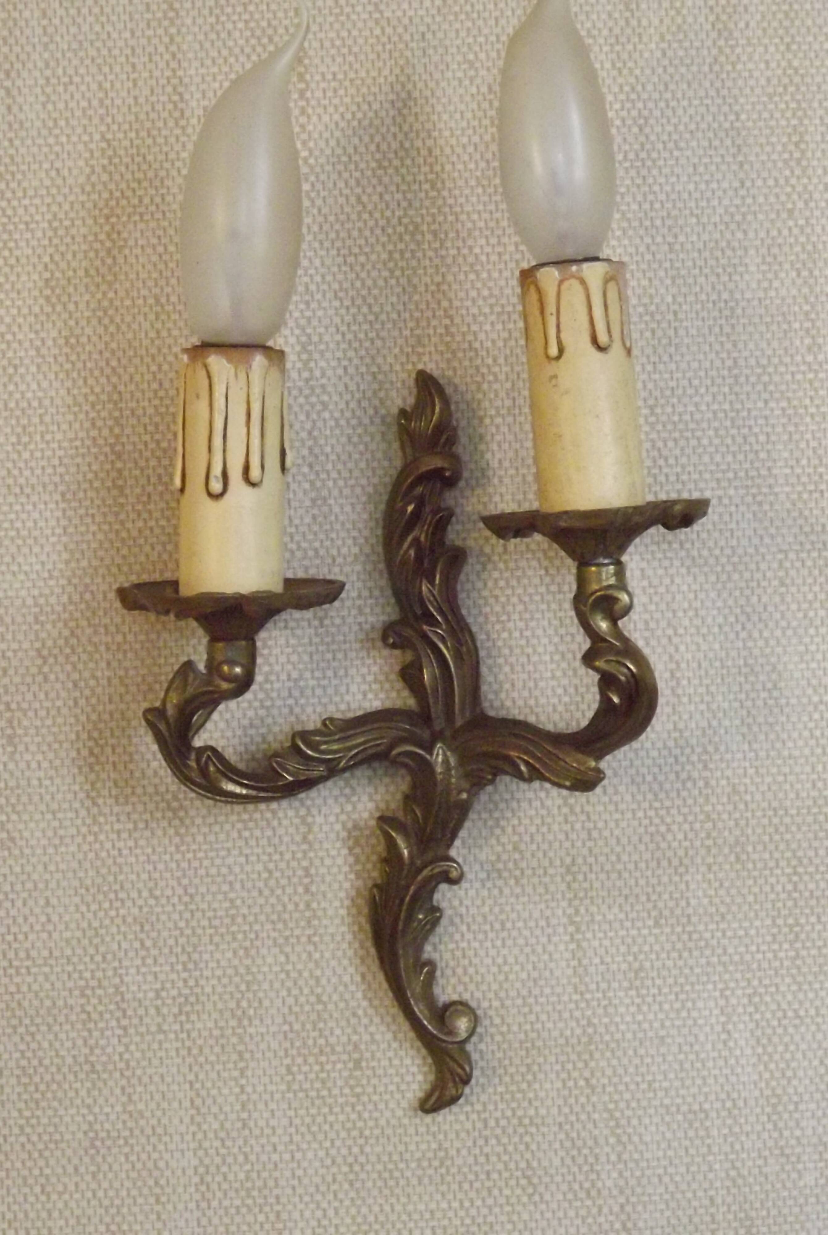 Elegant Vintage French Bronze Double Wall Sconces with Acanthus Leaf Detail 5111