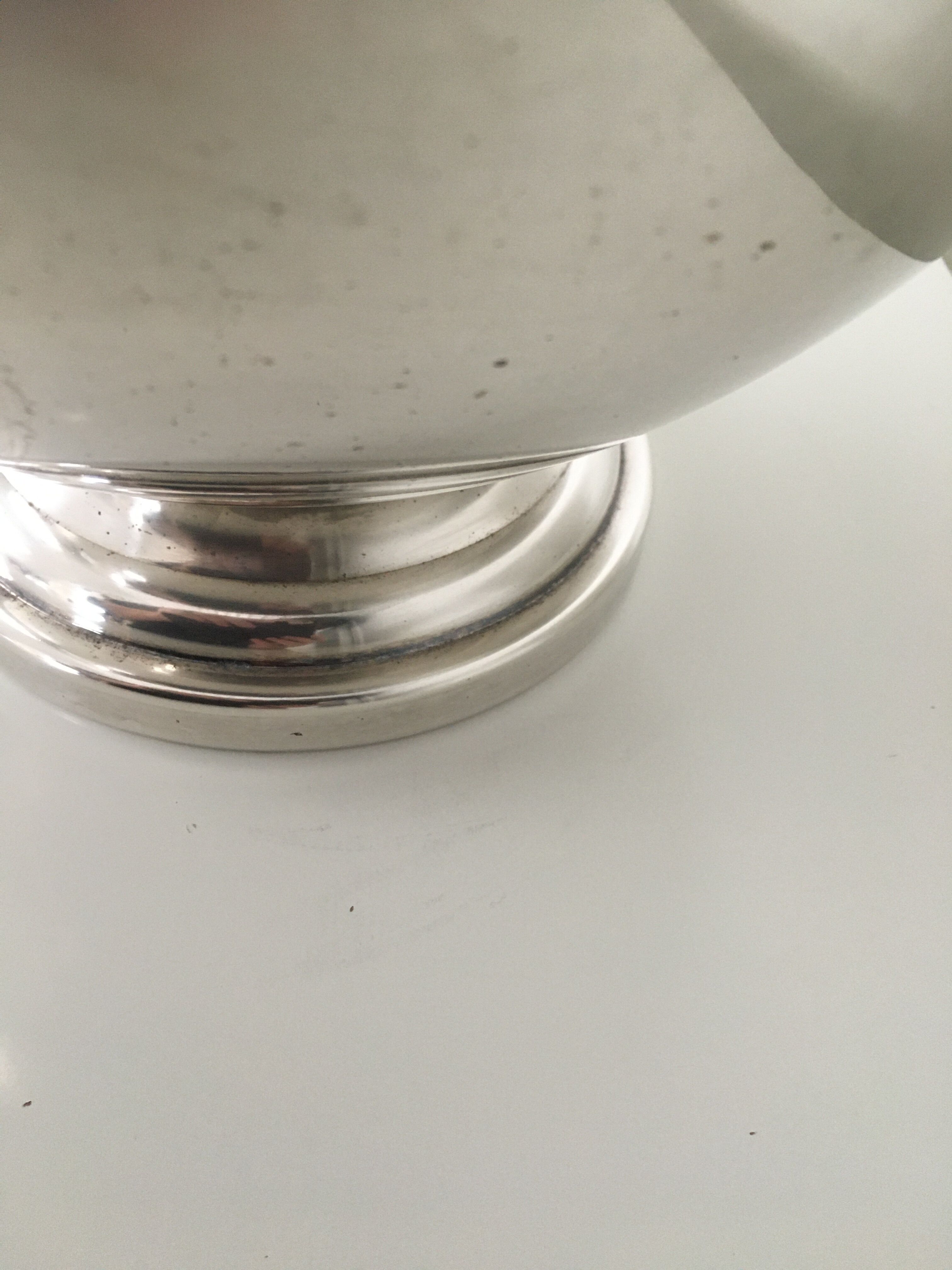 Silver metal champagne cvas