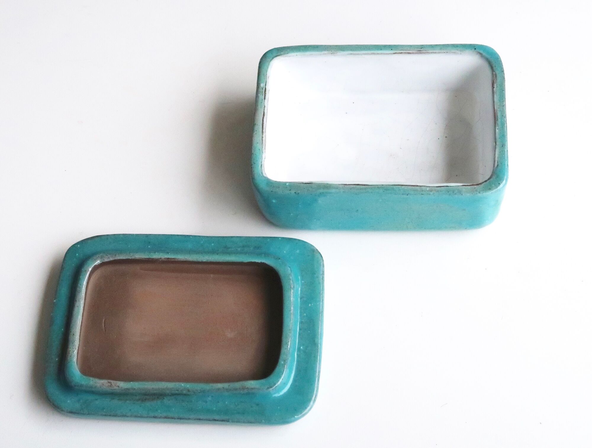 Ceramic box by Yvette Manoy, Namur, 60s