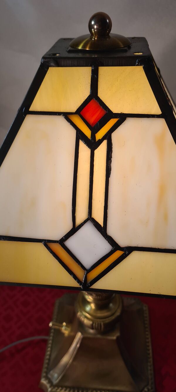 Lampe art deco bronze et laiton h40x30 abat jour style verre tiffany