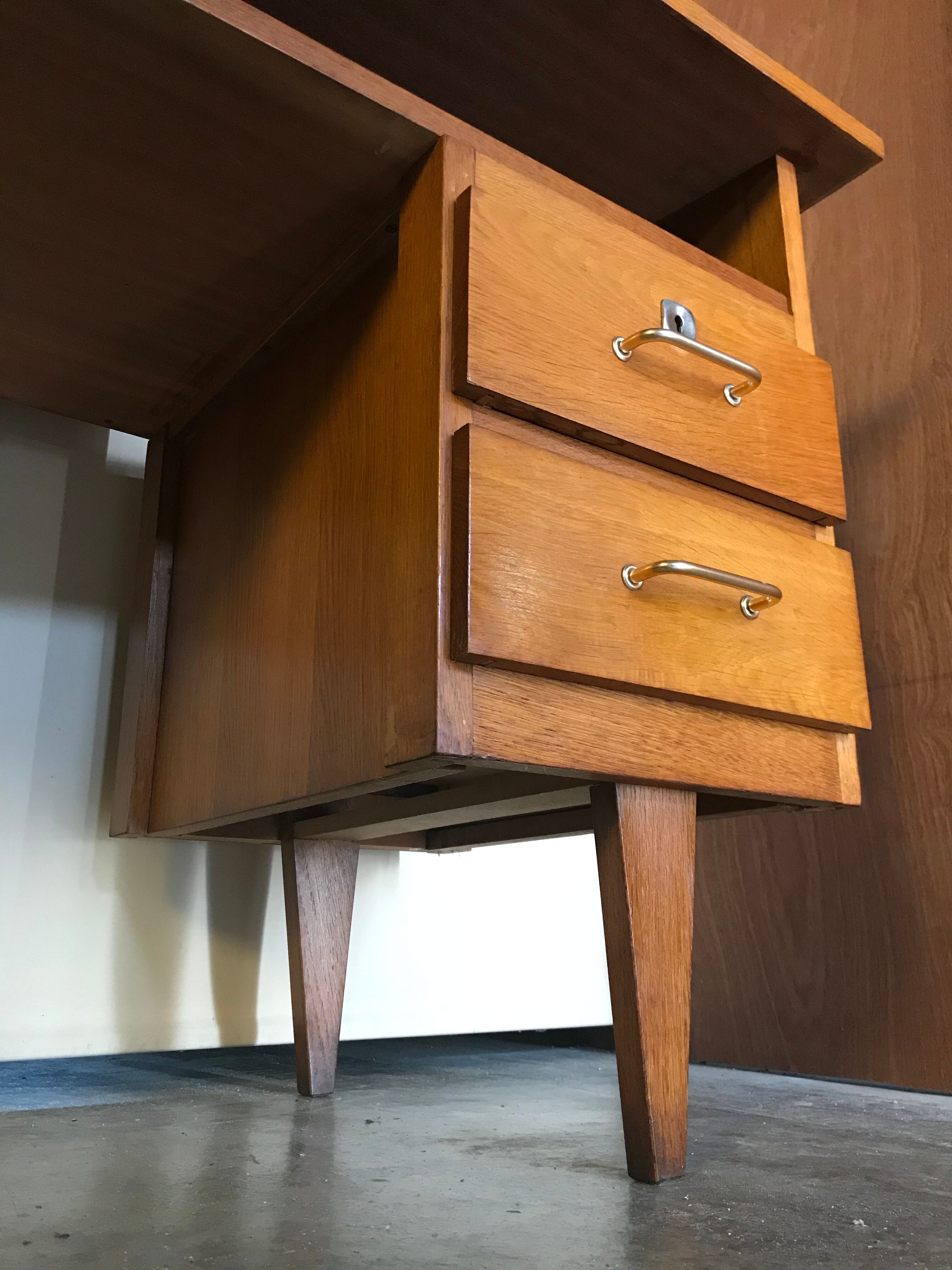 Modernist office Spirol scandinavian design compass feet