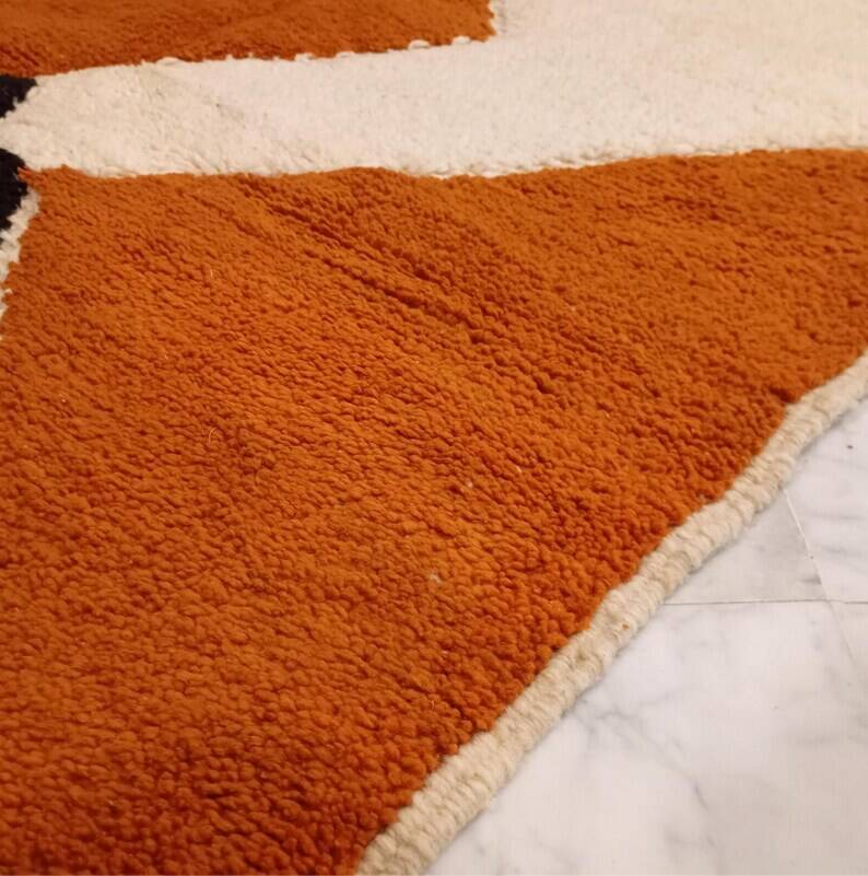 Authentic Moroccan rug 250cm x 300cm