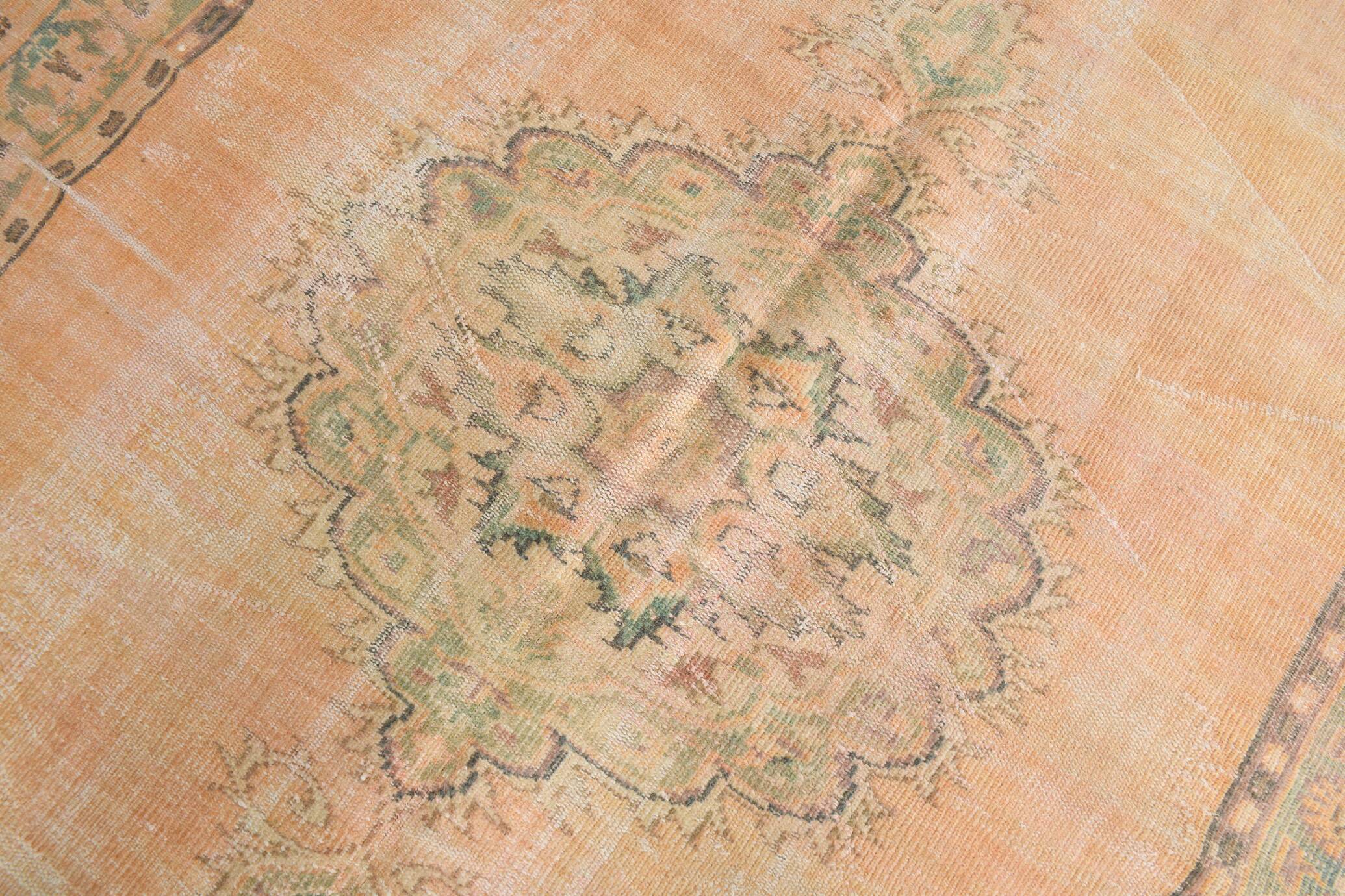 6x9 Vintage Cream & Orange Vintage Rug, 172x276Cm