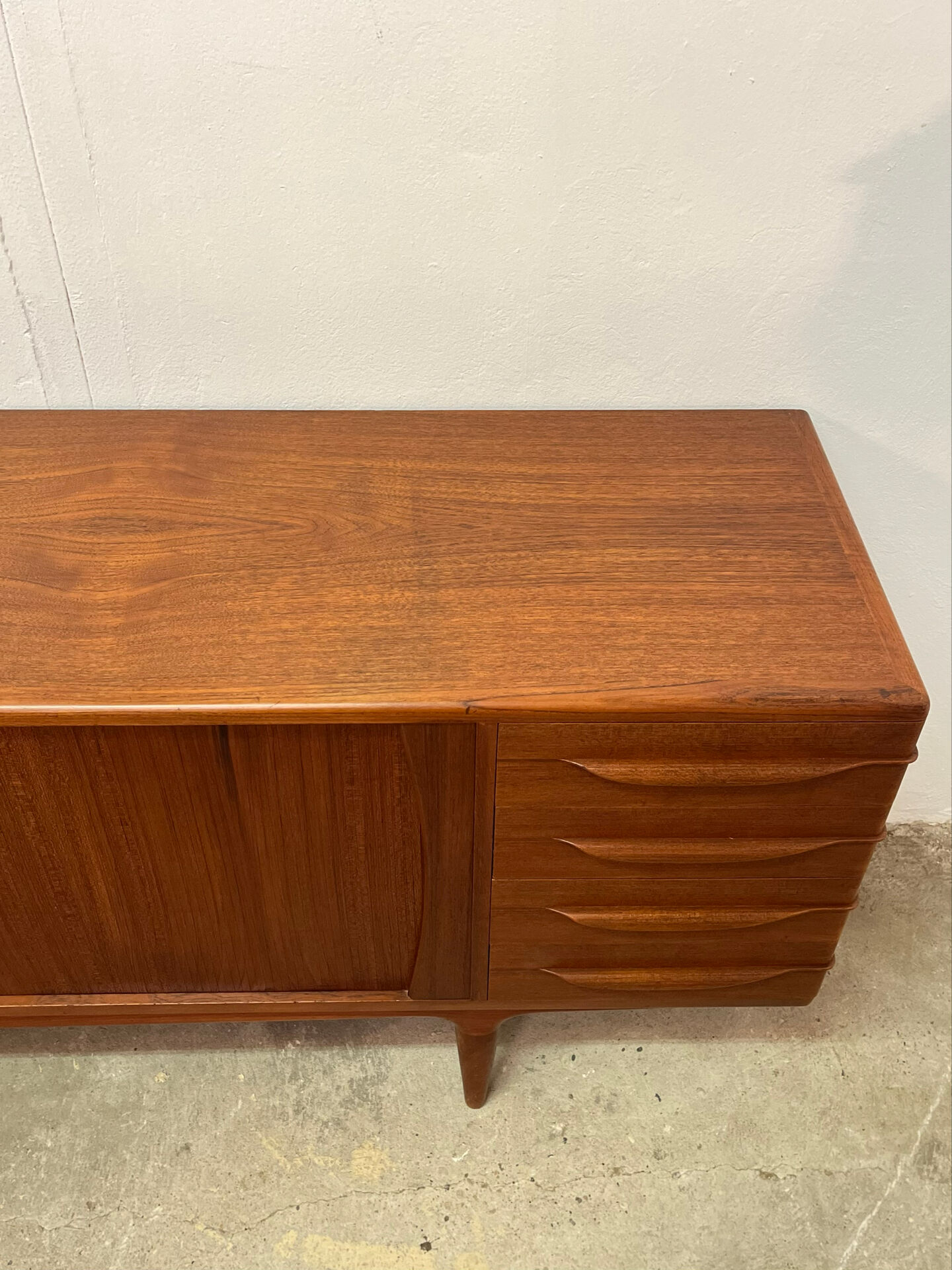 Teak enfilade U15 Johannes Andersen