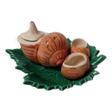 Salt and pepper display snail barbotine