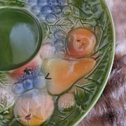 Tasse + soucoupe anciennes en barbotine