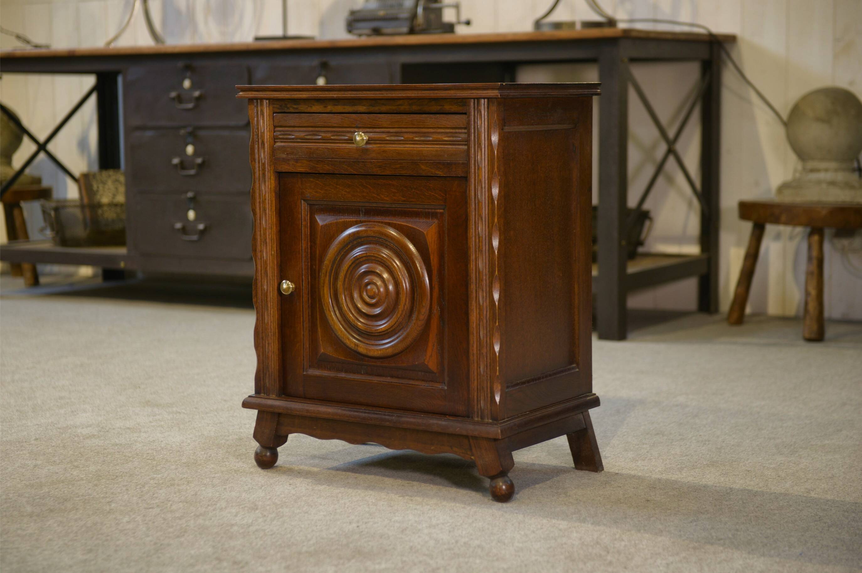 Brutalist bedside table/occasional furniture in oak from the 1960s.