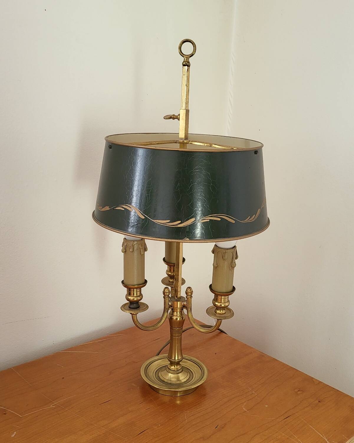 Antique Empire Style Bouillotte Lamp in brass and tin