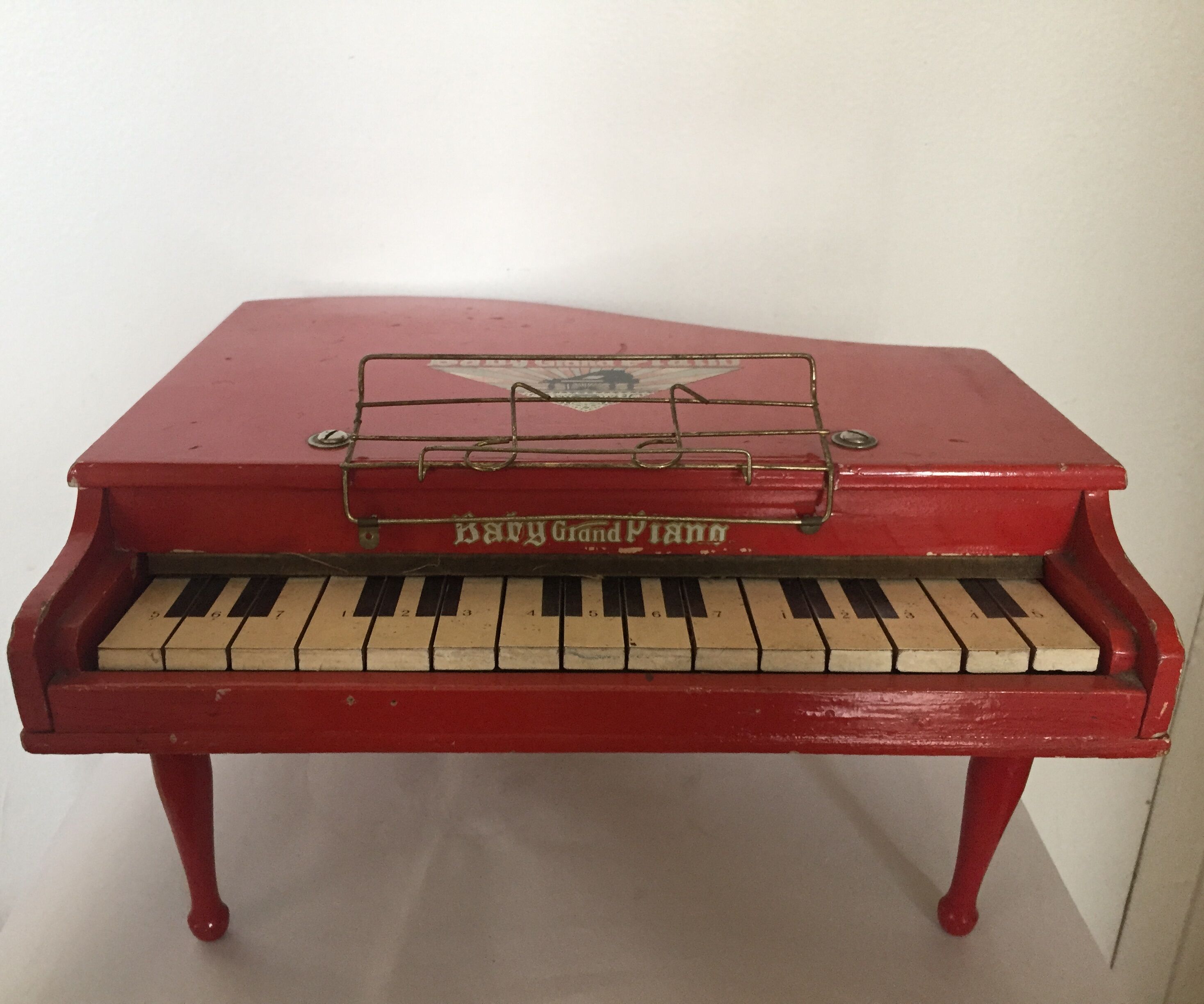 Toy piano