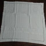 Old linen tablecloth, fine, with button closure, 75 x 75 cm.