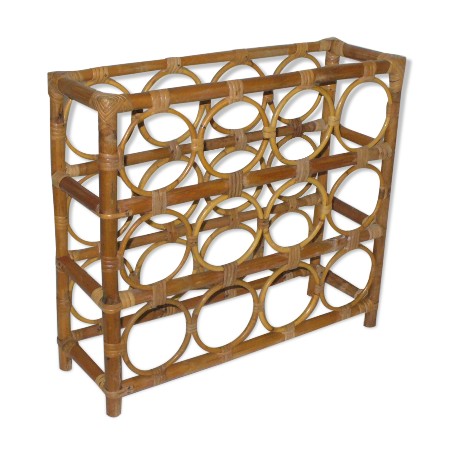Bamboo rattan bottle holder