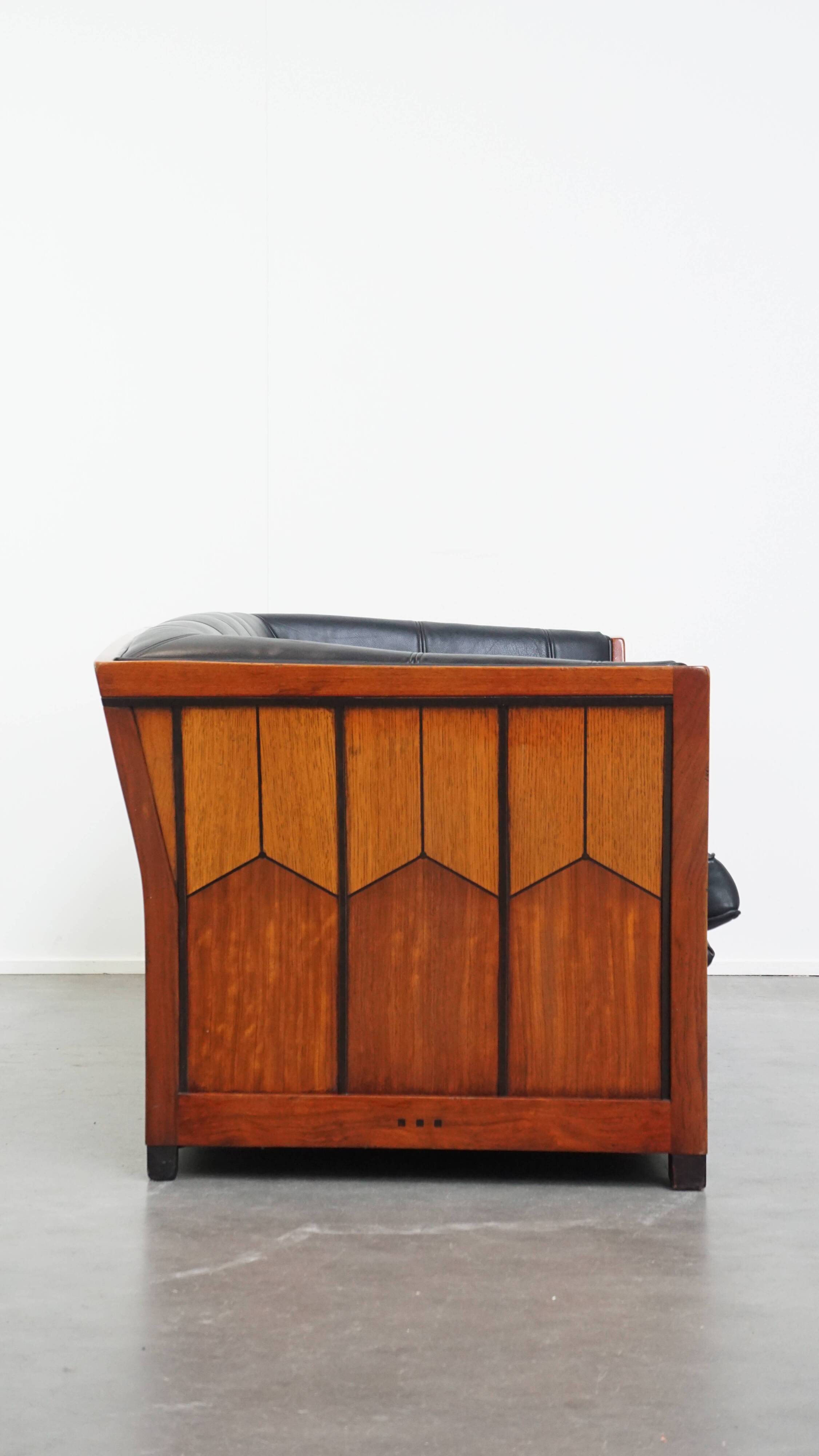 Art Deco 2.5-Seater Leather Sofa