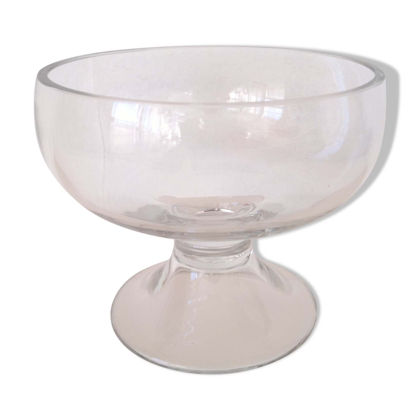 Compotier en cristal sur pied douche