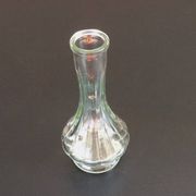 Années 1970   Vase / Soliflore à panse sur pied douche  Verre transparent