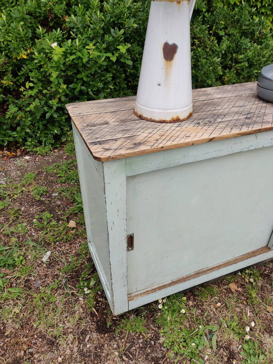 Buffet de vieux bistrot années 60