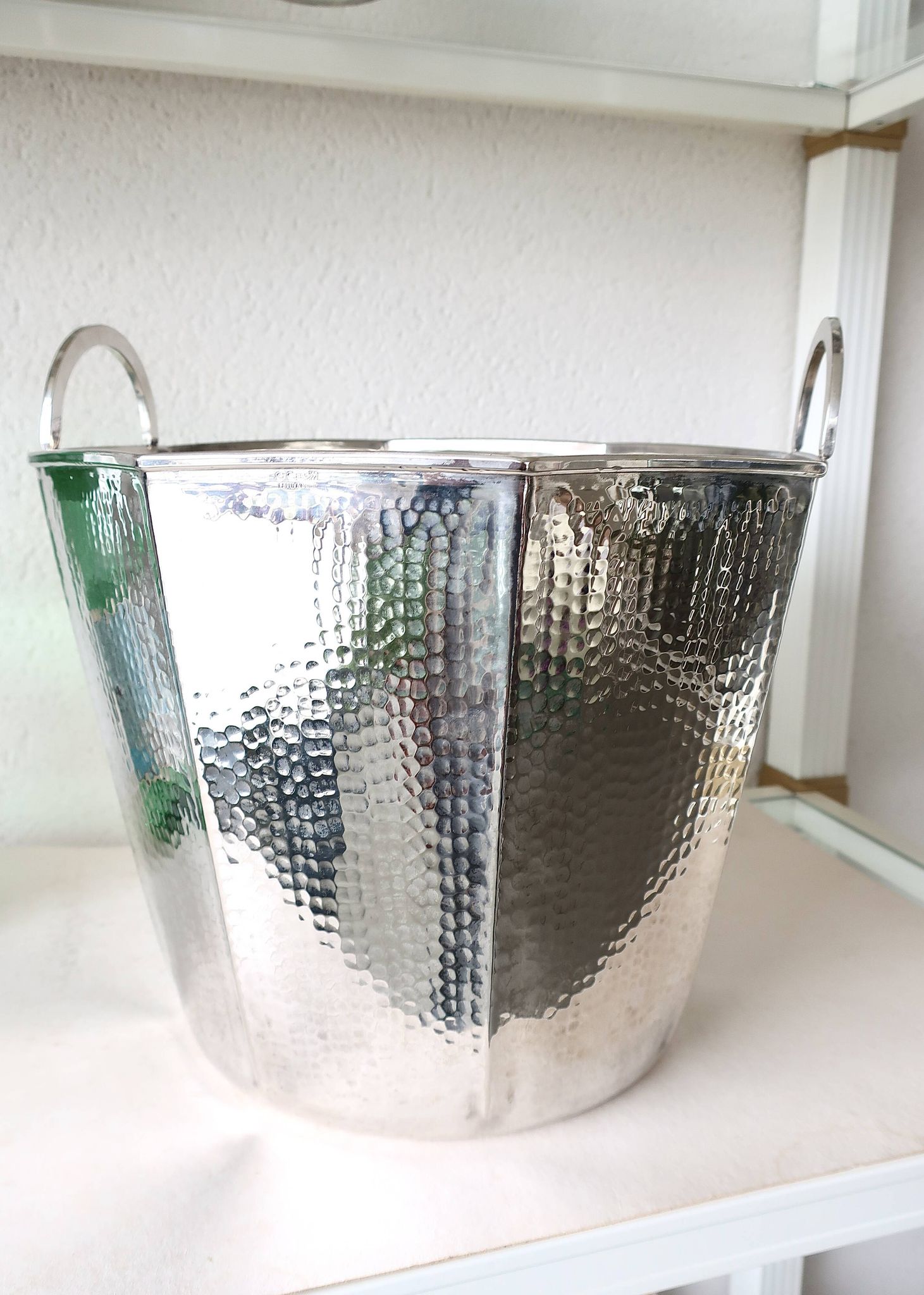 Champagne bucket circa 1960, Italian design Fratelli Cassetti, silver plated metal