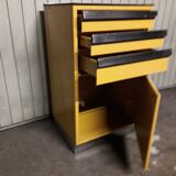 Metal storage cabinet