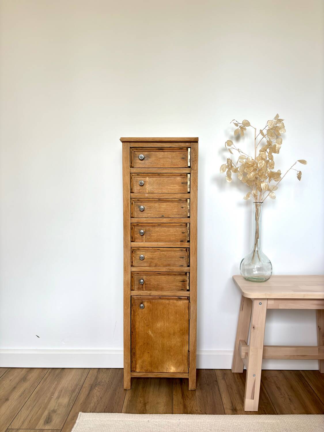 Renovated wooden trade furniture